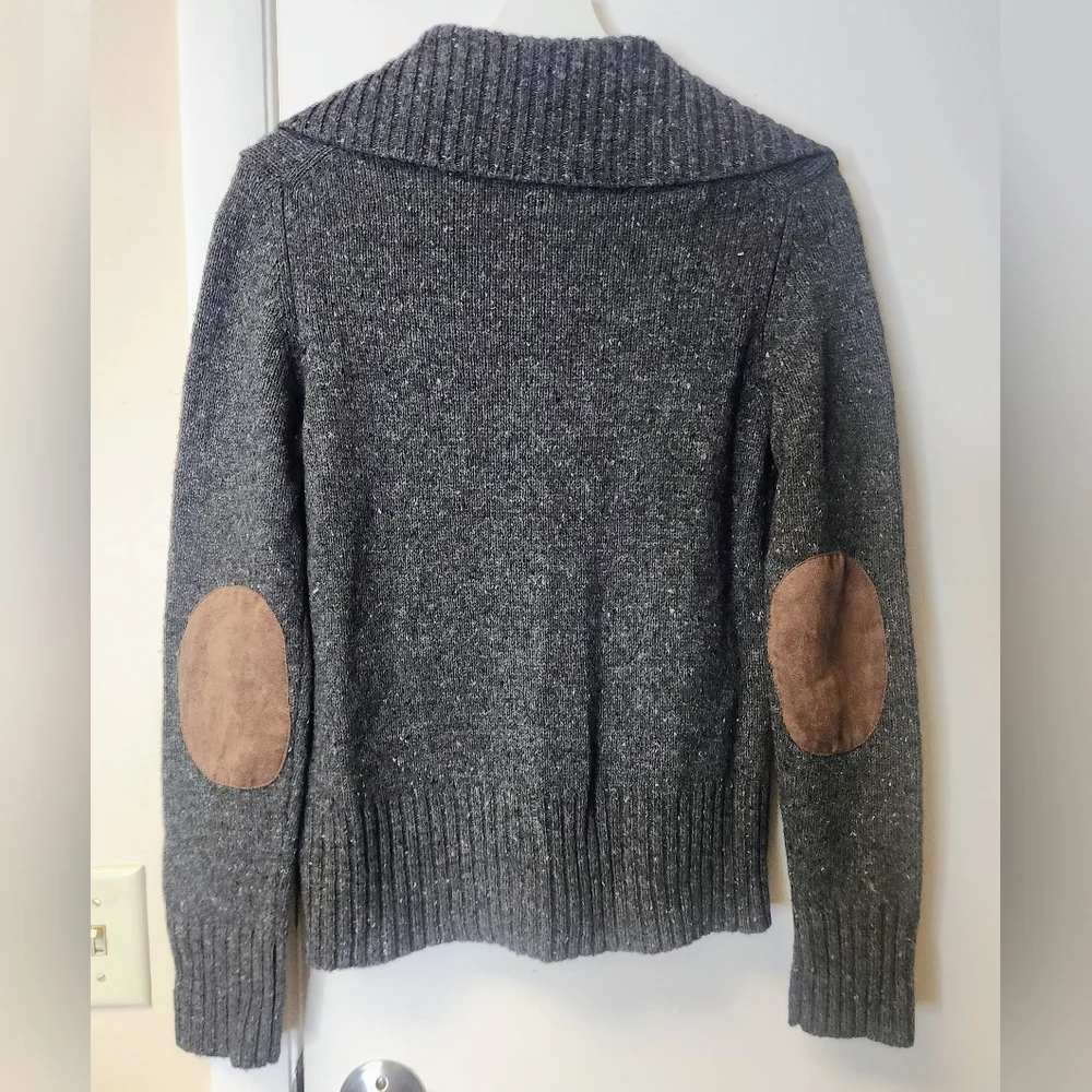 Title: Eddie Bauer Lambswool Cashmere Cardigan Suede Elbow Patch Dark Academia S - Picture 4 of 15